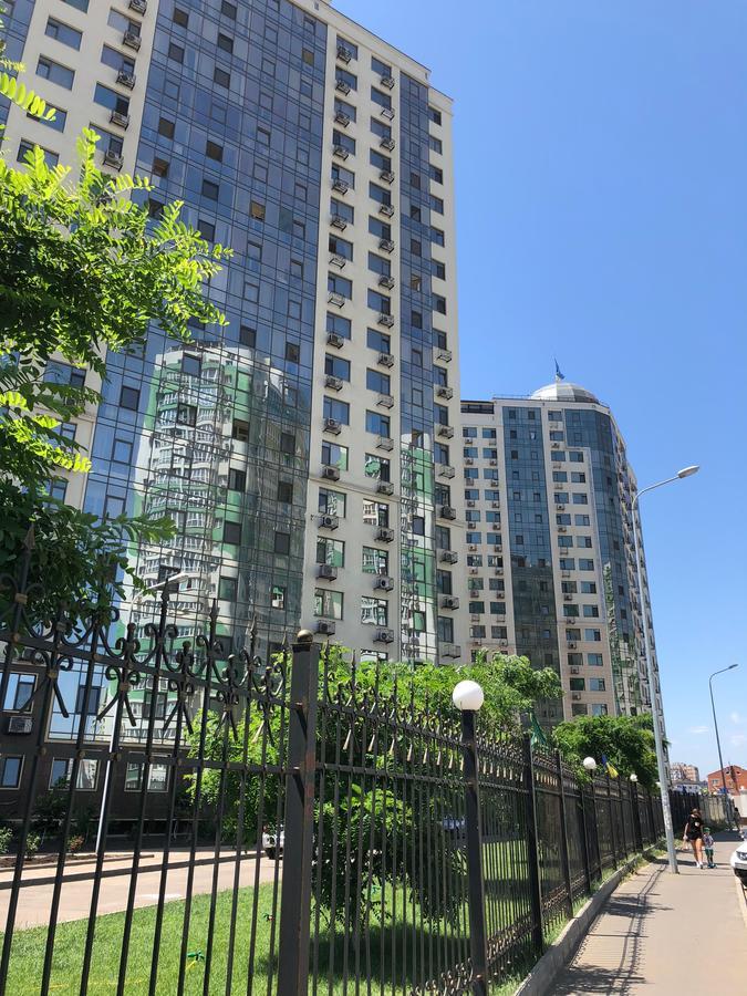 Zhemchuzhnie Apartments On Marselskaya Odessza Kültér fotó